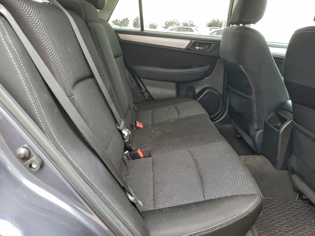 2015 SUBARU OUTBACK 2.5I PREMIUM photo 11