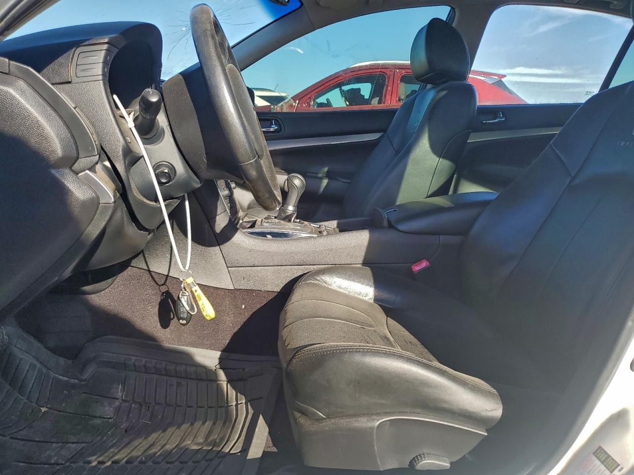 2013 INFINITI G37 BASE photo 7