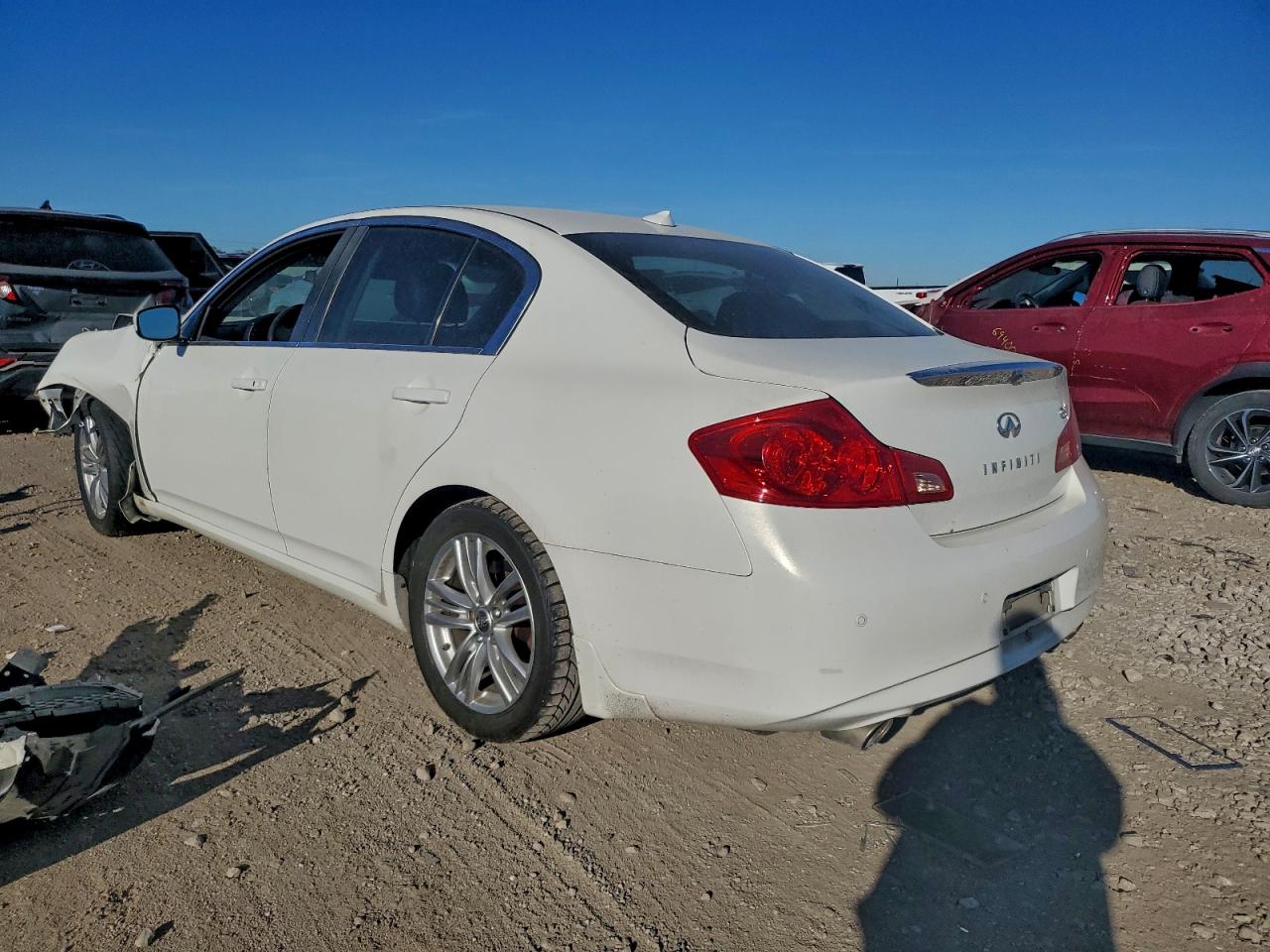 2013 INFINITI G37 BASE photo 2