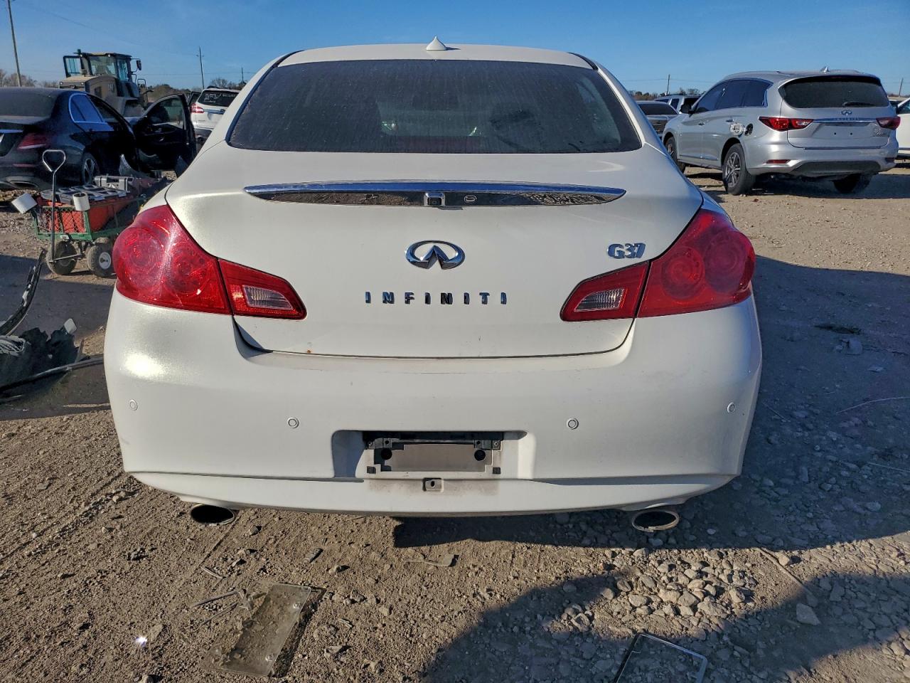 2013 INFINITI G37 BASE photo 6