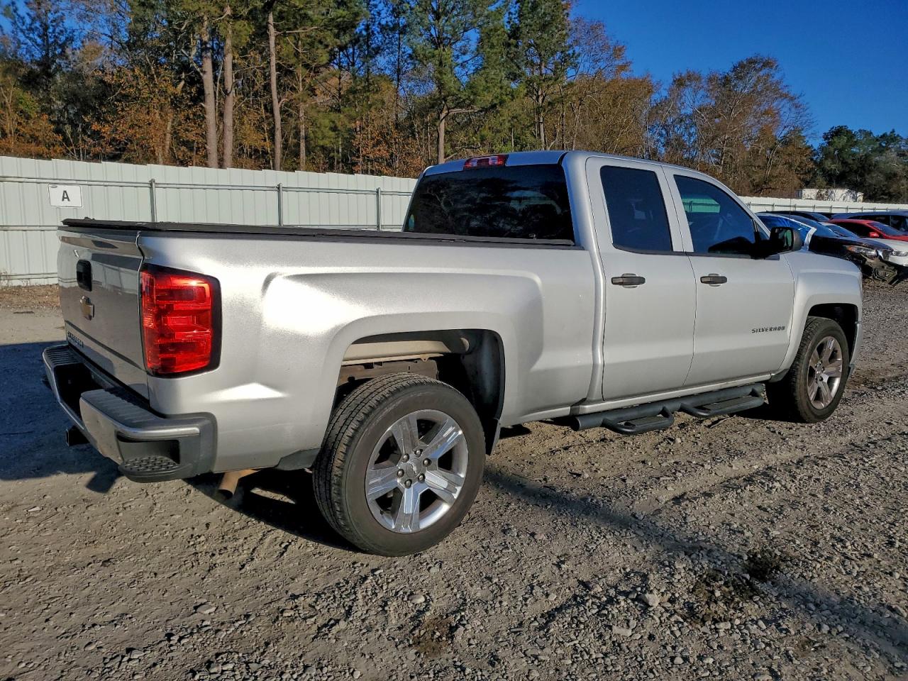 2017 CHEVROLET SILVERADO C1500 CUSTOM photo 5