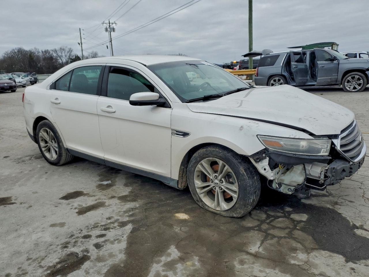 2014 FORD TAURUS SEL photo 7