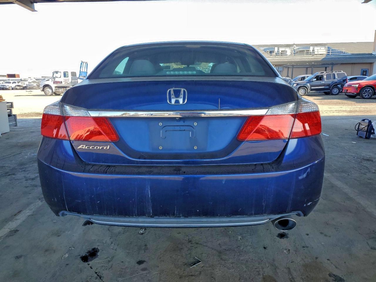 2014 HONDA ACCORD LX photo 6