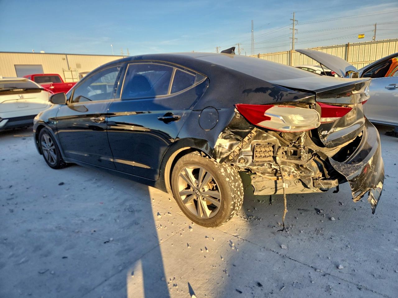 2018 HYUNDAI ELANTRA SEL photo 4