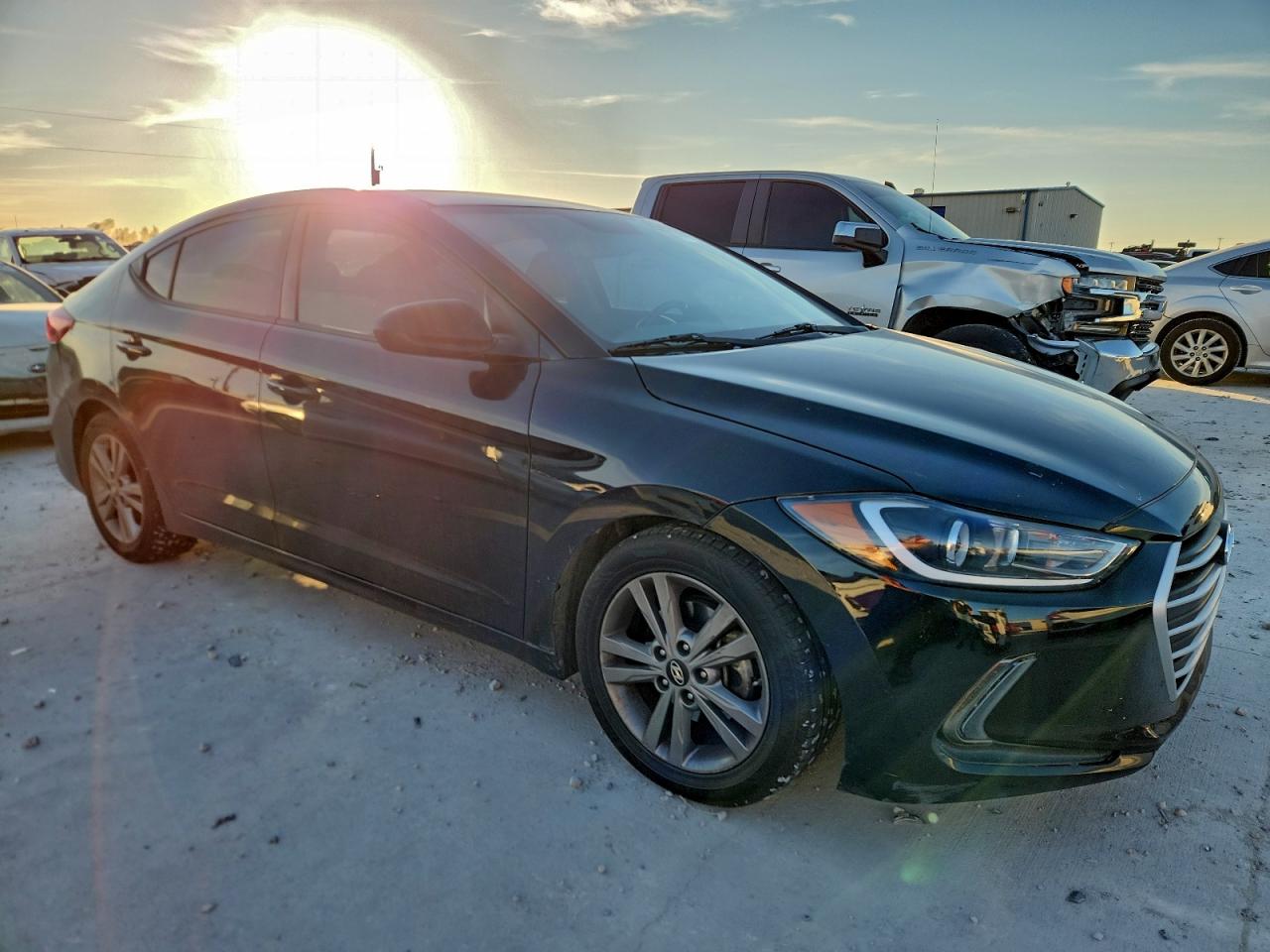 2018 HYUNDAI ELANTRA SEL photo 10