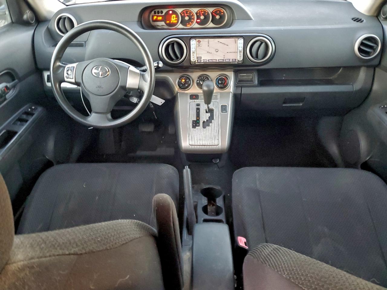 2008 TOYOTA SCION XB photo 8