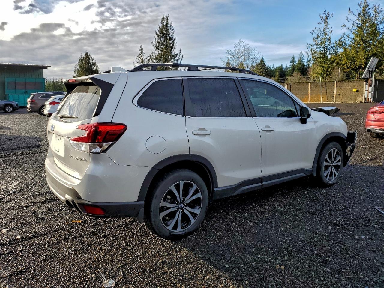2022 SUBARU FORESTER LIMITED photo 3