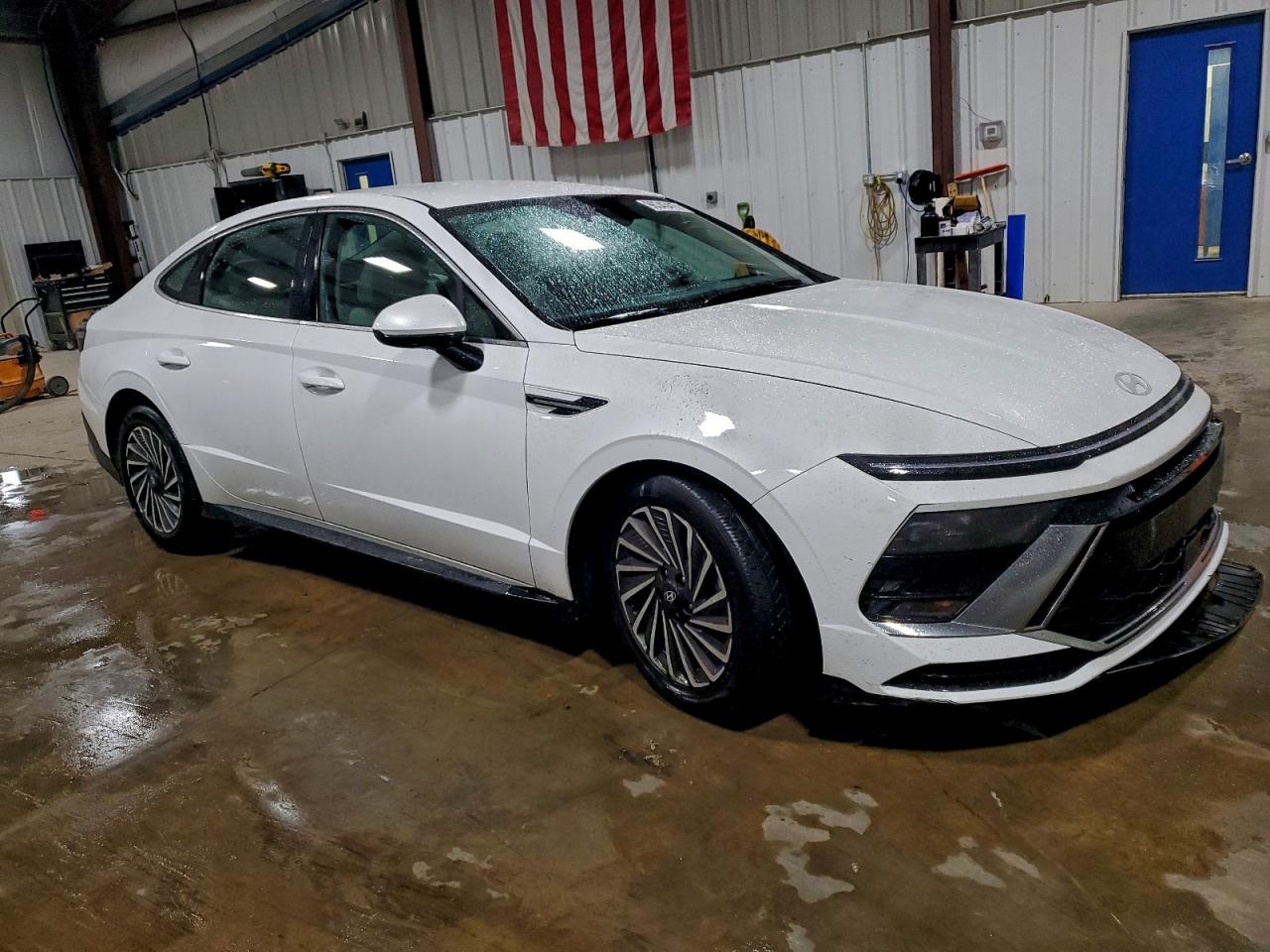 2024 HYUNDAI SONATA HYBRID photo 4