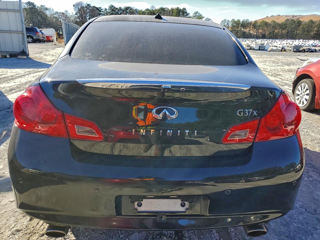 2013 INFINITI G37 photo 6