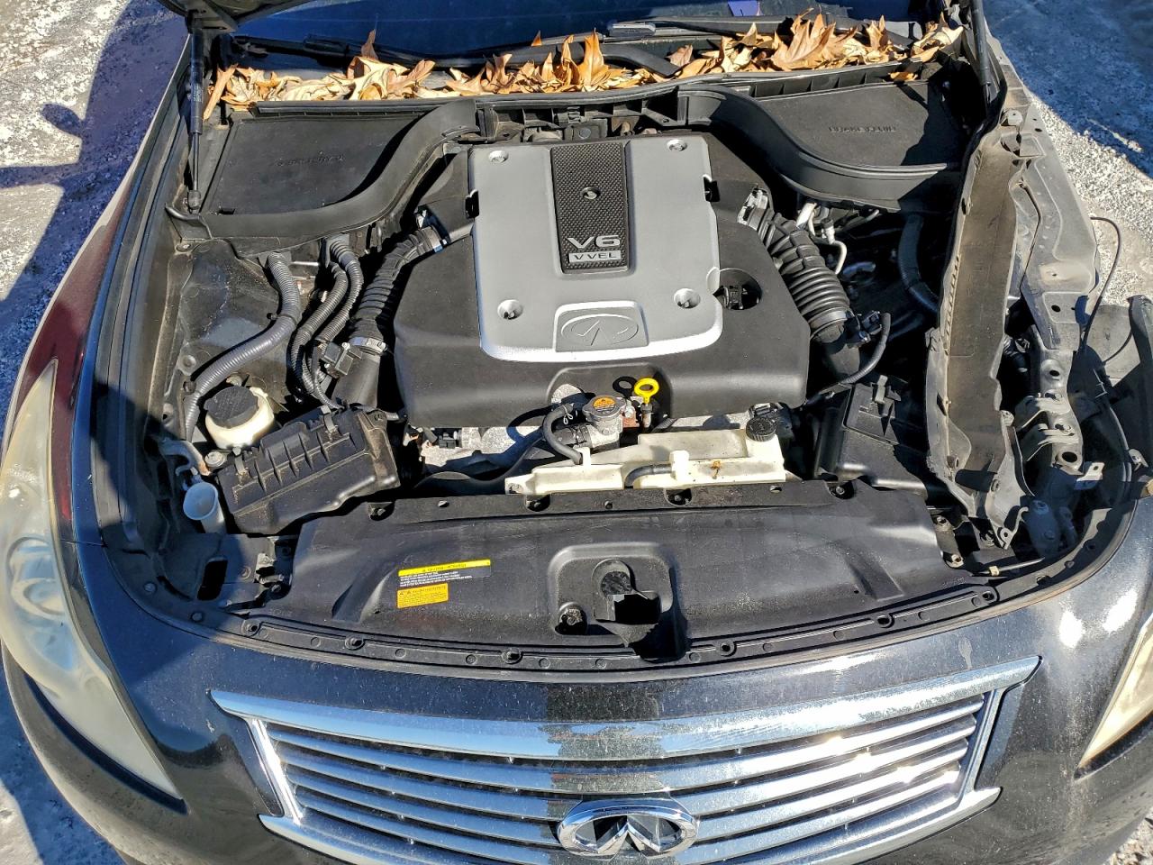 2013 INFINITI G37 photo 11