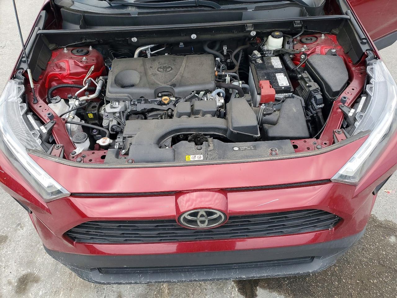 2022 TOYOTA RAV4 XLE photo 12