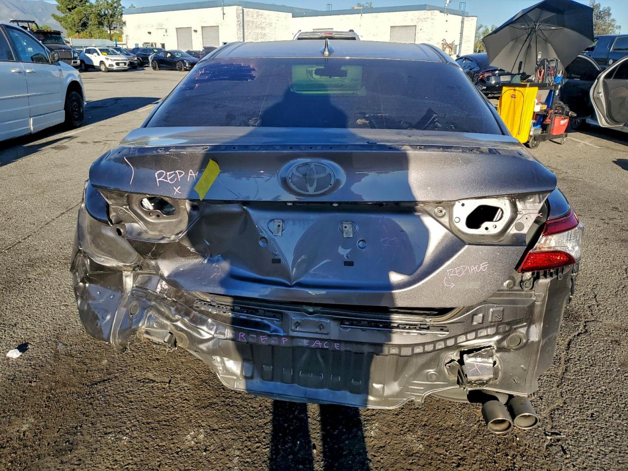 2019 TOYOTA CAMRY L photo 6