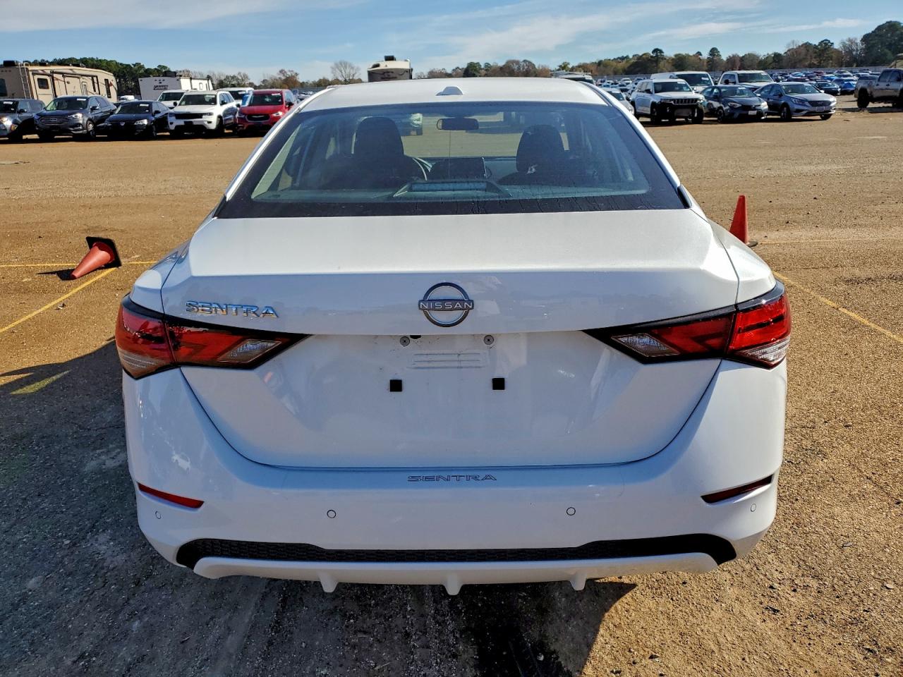 2025 NISSAN SENTRA SV photo 16