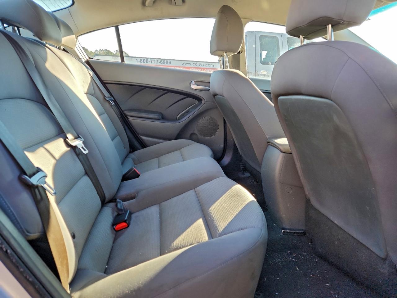 2017 KIA FORTE LX photo 10