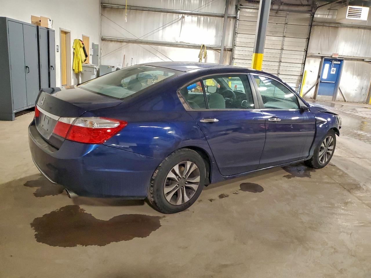 2013 HONDA ACCORD LX photo 3