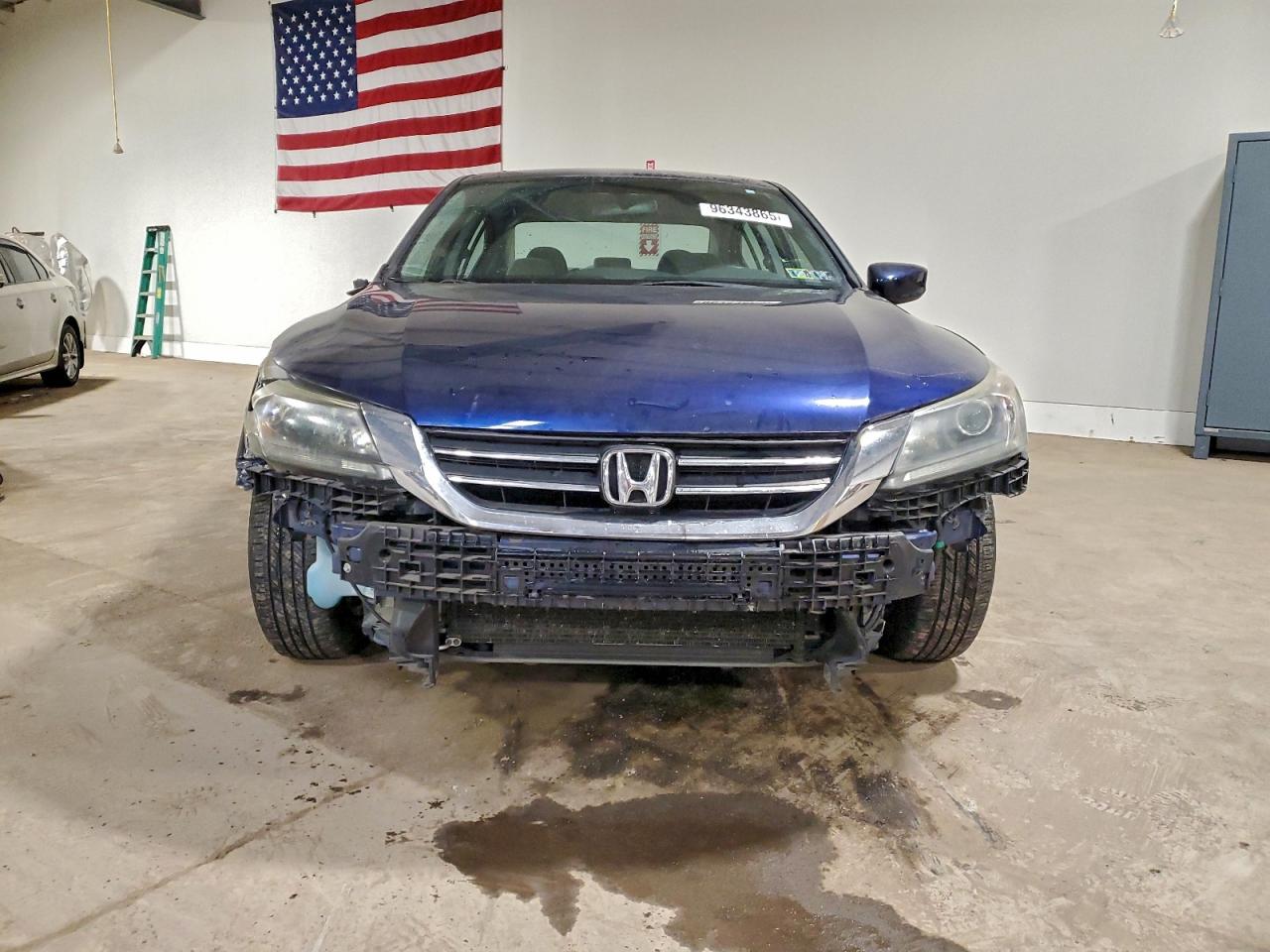 2013 HONDA ACCORD LX photo 5