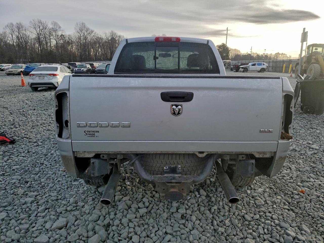 2004 DODGE RAM 1500 ST photo 6
