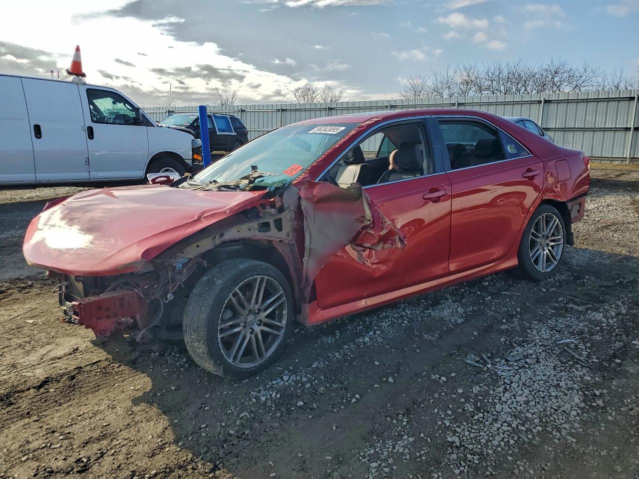 2012 TOYOTA CAMRY