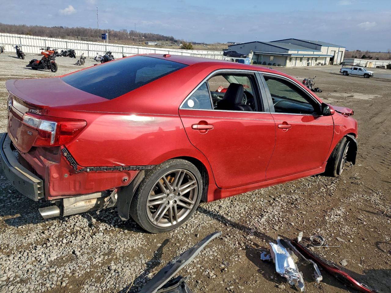 2012 TOYOTA CAMRY BASE photo 3