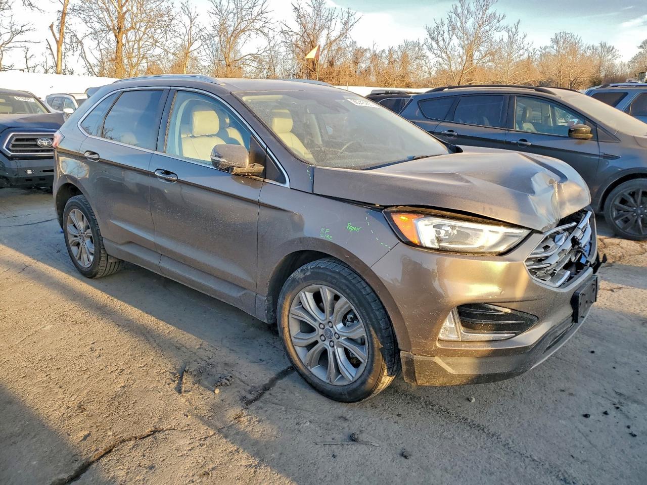 2019 FORD EDGE TITANIUM photo 4