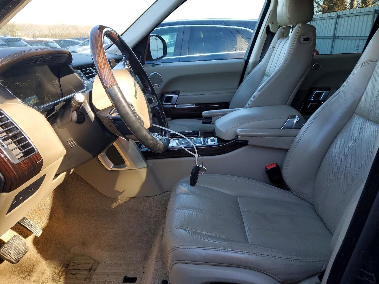 2016 LAND ROVER RANGE ROVER HSE photo 13