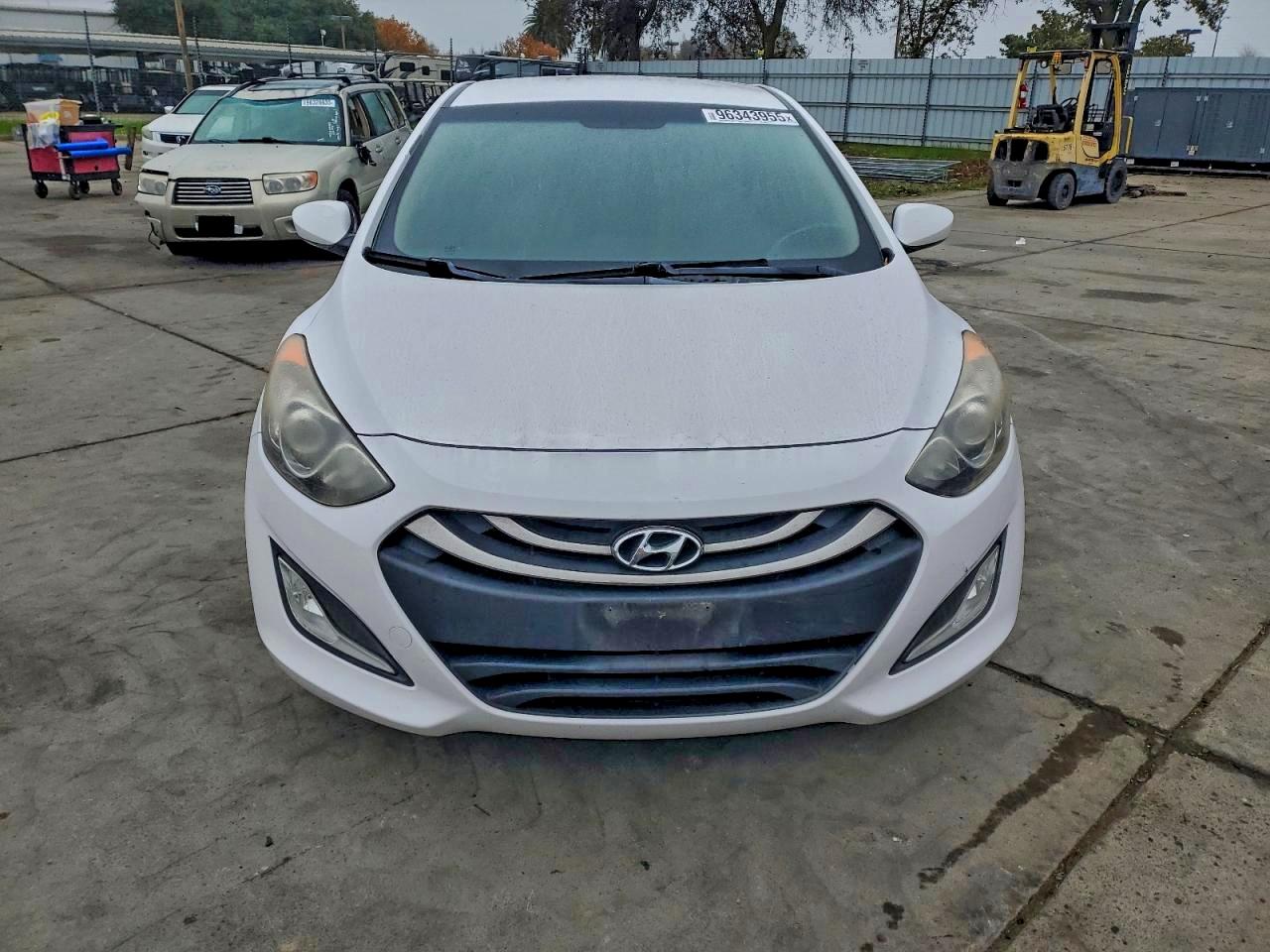 2013 HYUNDAI ELANTRA GT photo 9