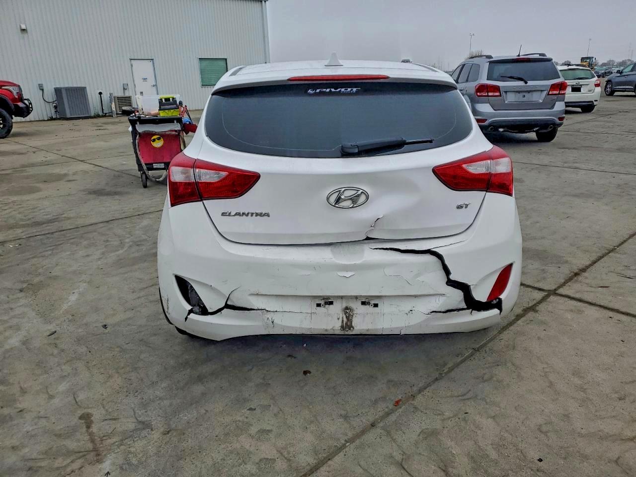 2013 HYUNDAI ELANTRA GT photo 11