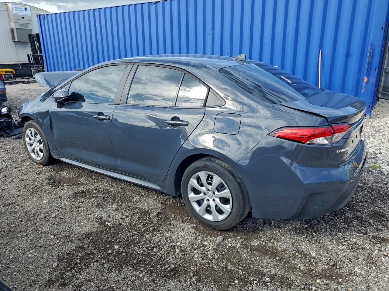 2023 TOYOTA COROLLA LE photo 2