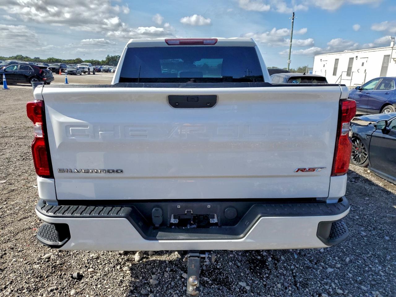 2021 CHEVROLET SILVERADO C1500 RST photo 6