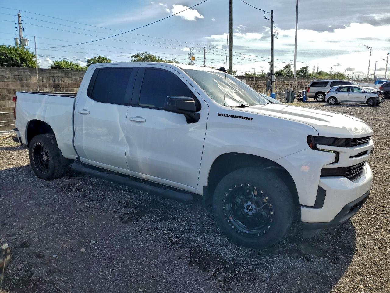 2021 CHEVROLET SILVERADO C1500 RST photo 4