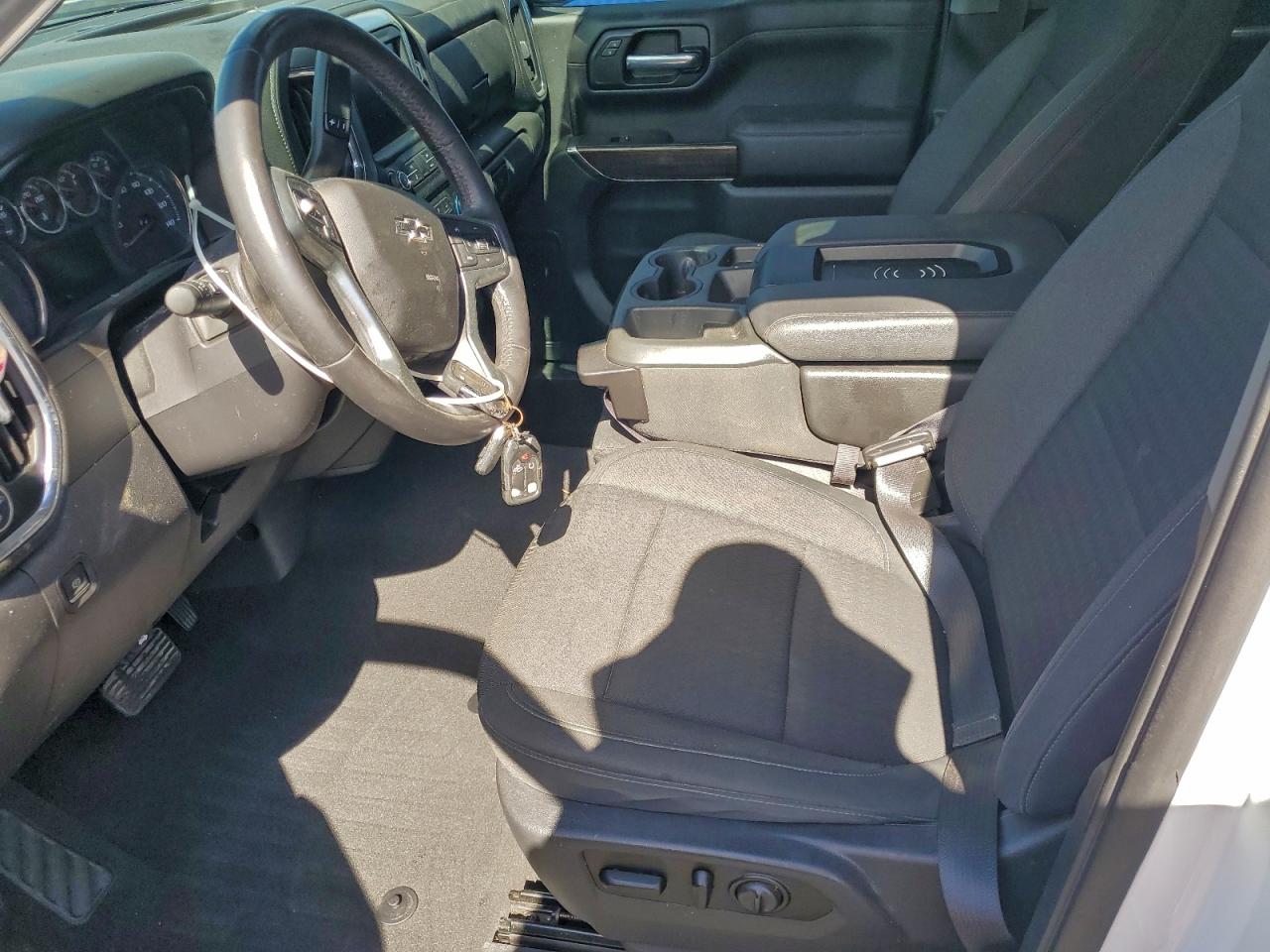 2021 CHEVROLET SILVERADO C1500 RST photo 7