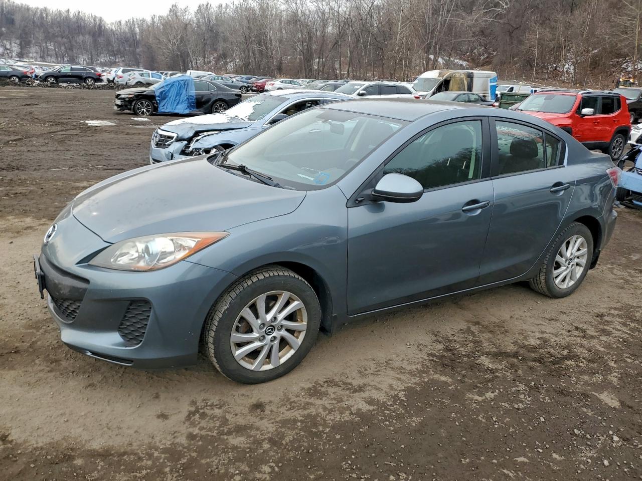 2013 MAZDA 3 I — NORMAL WEAR damage — photo 1