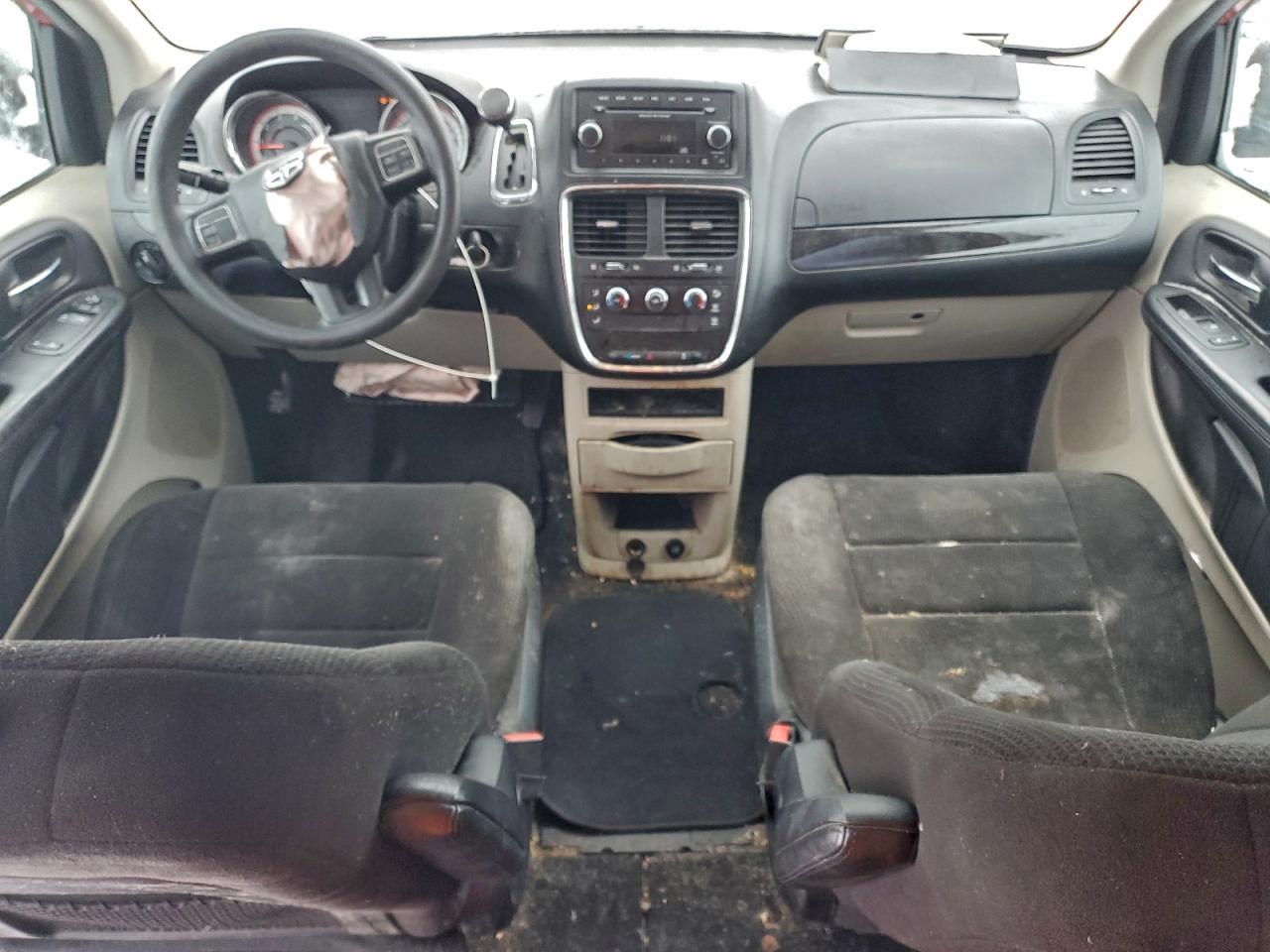 2012 DODGE GRAND CARAVAN SE photo 8
