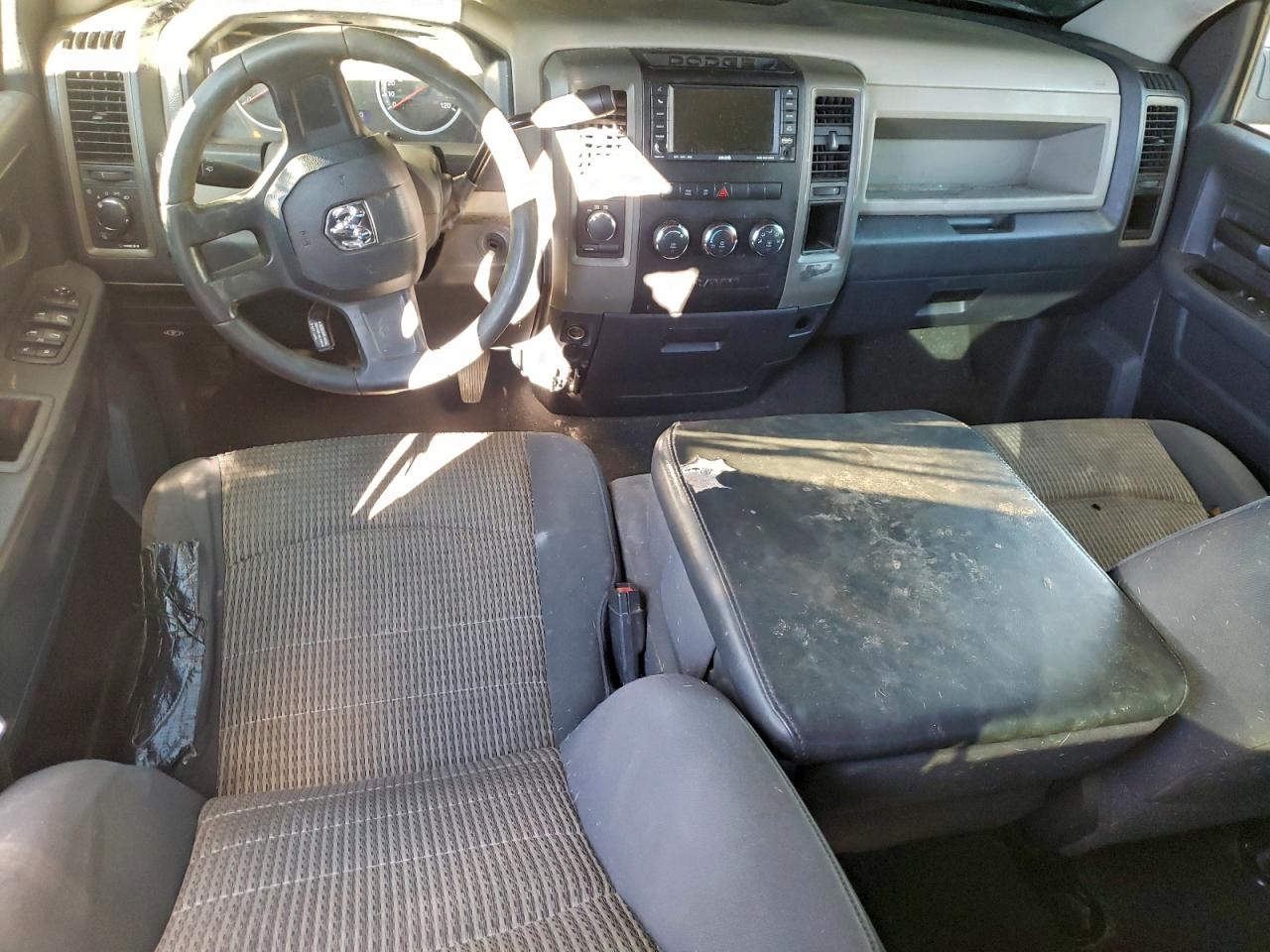 2010 DODGE RAM 1500 photo 15