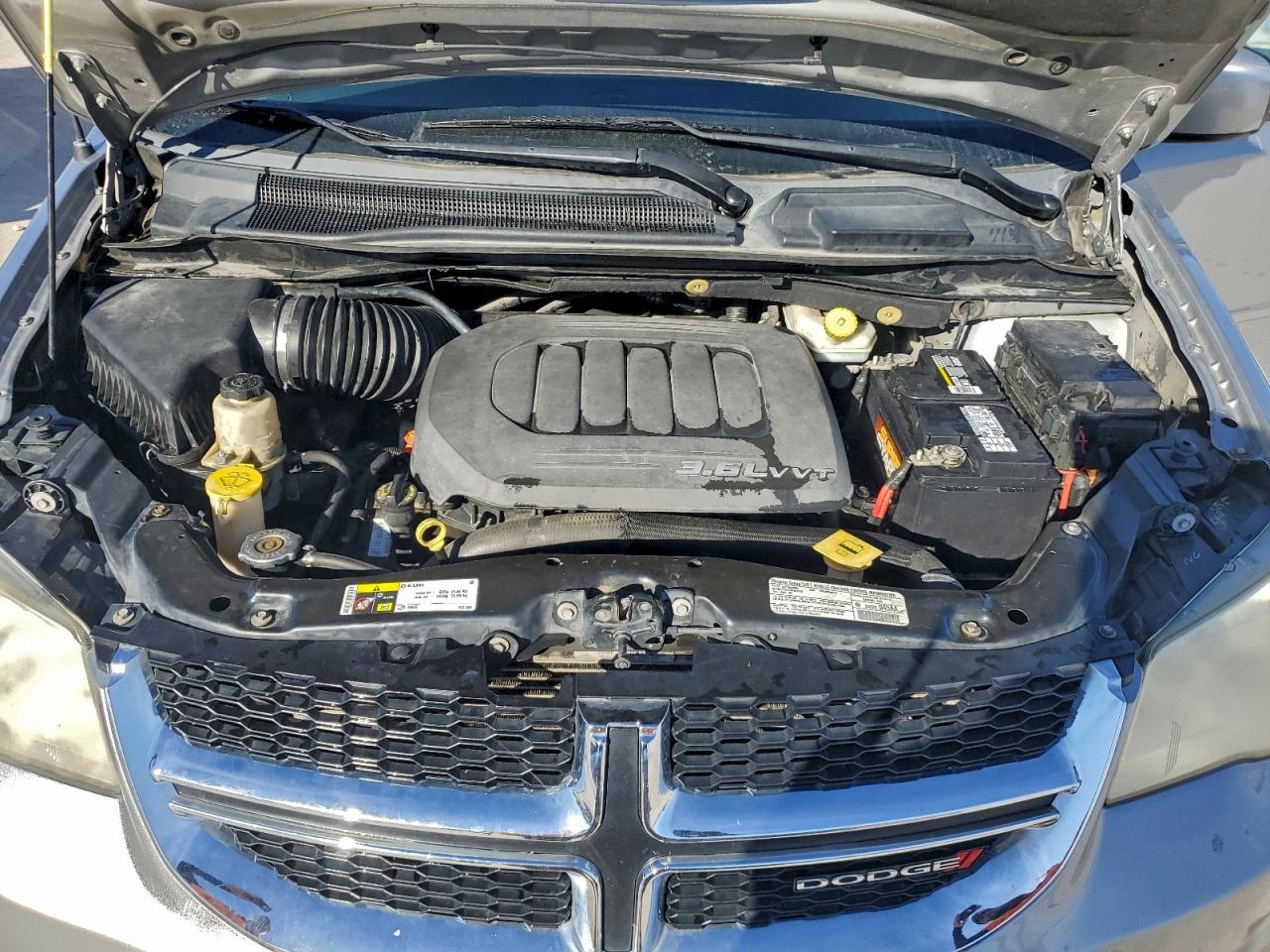 2013 DODGE GRAND CARAVAN SXT photo 23
