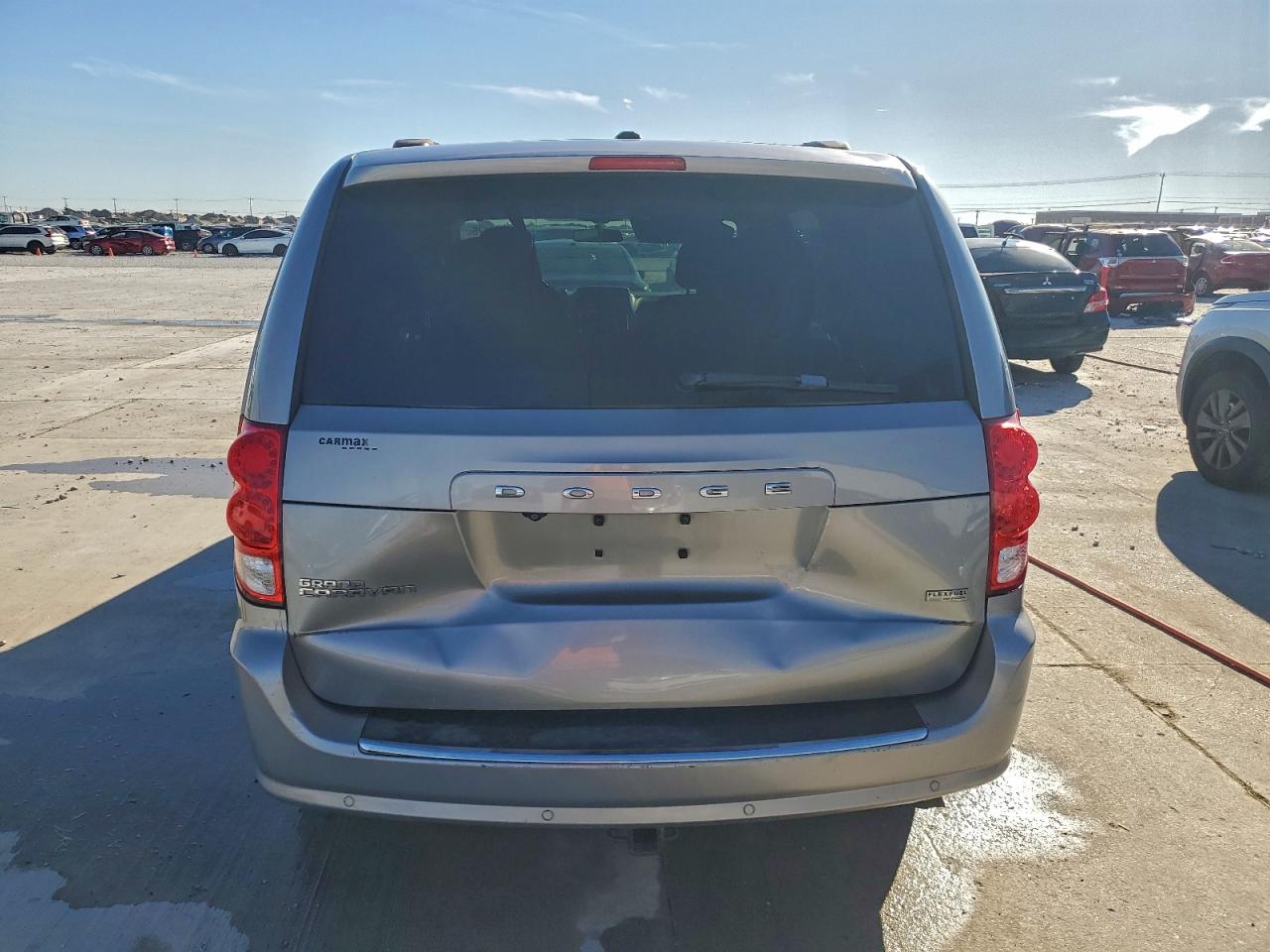 2013 DODGE GRAND CARAVAN SXT photo 11