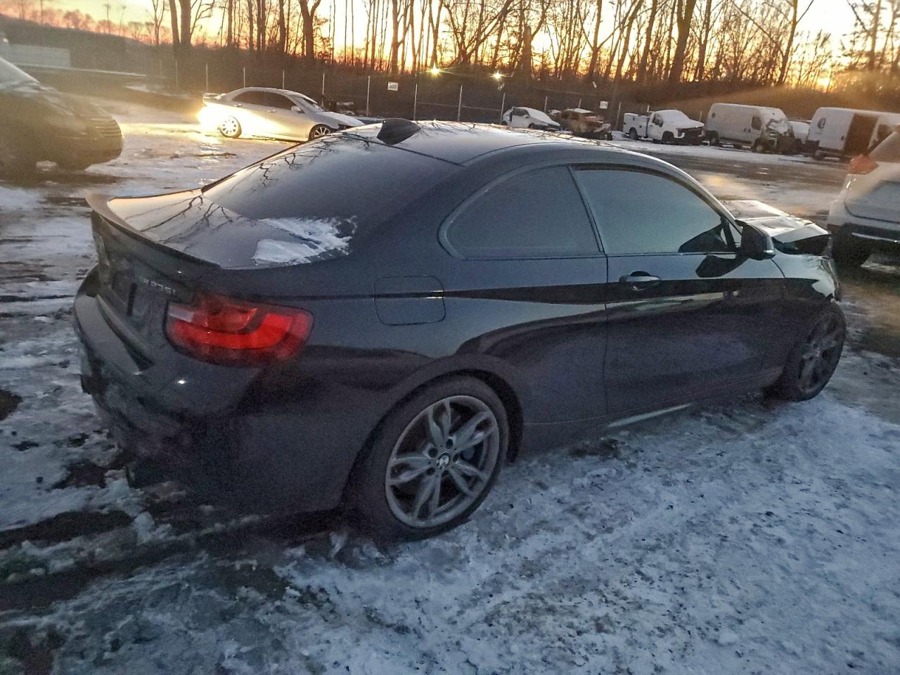 2016 BMW M235XI photo 3