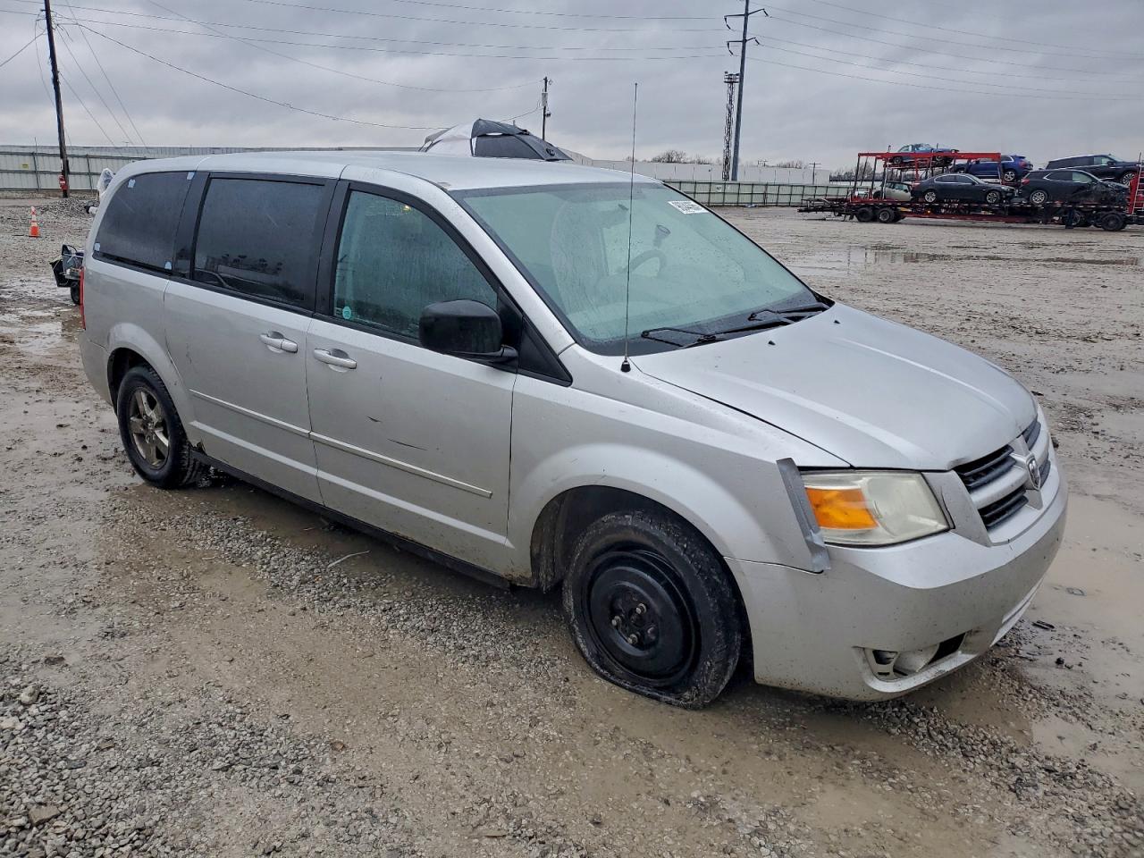 2010 DODGE GRAND CARAVAN SE photo 4