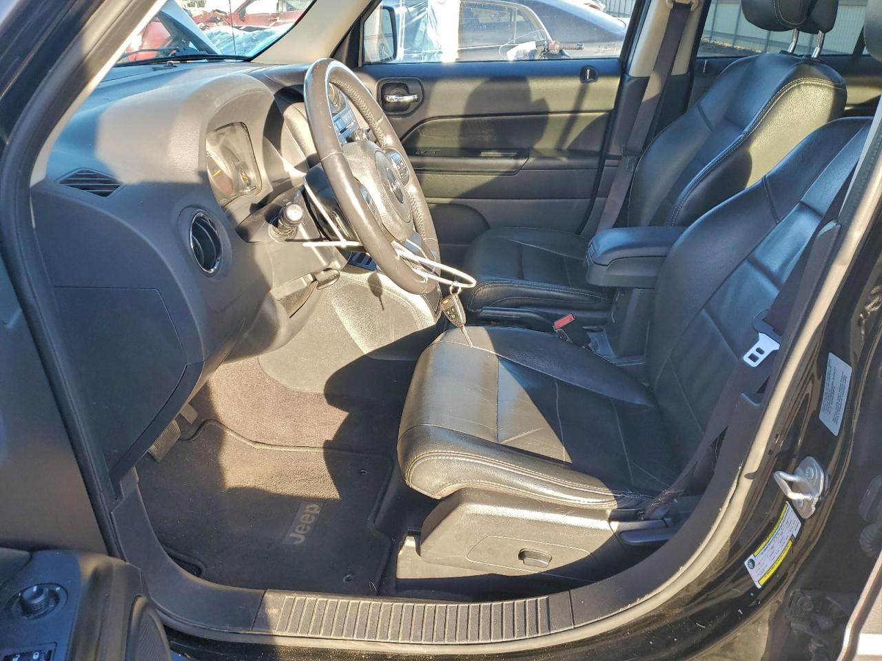2017 JEEP PATRIOT LATITUDE photo 19