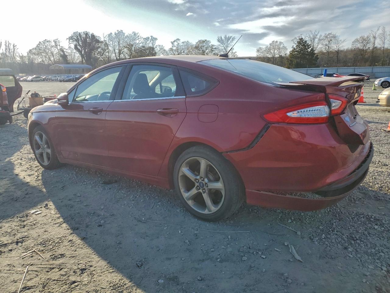 2013 FORD FUSION SE photo 2