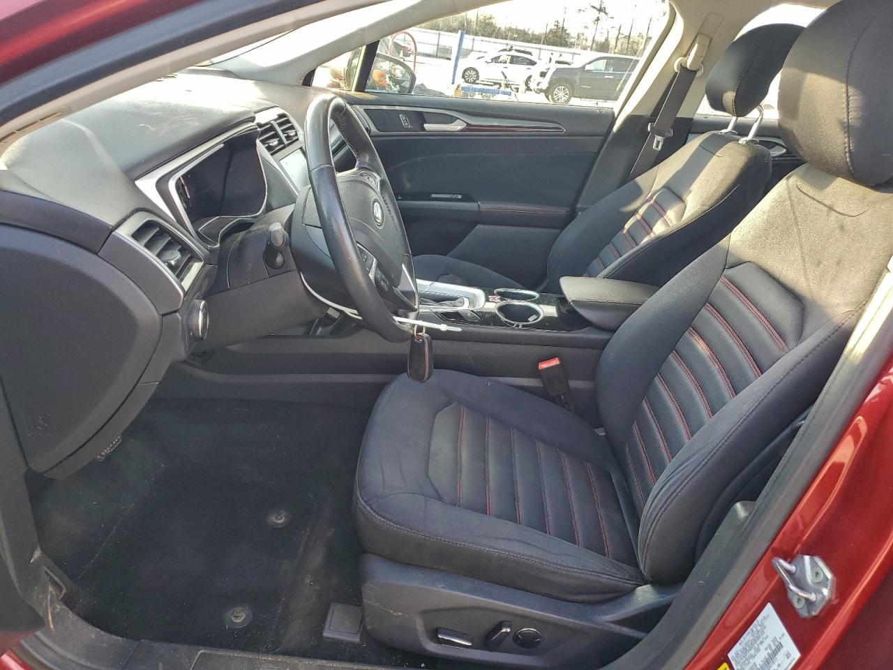2013 FORD FUSION SE photo 7
