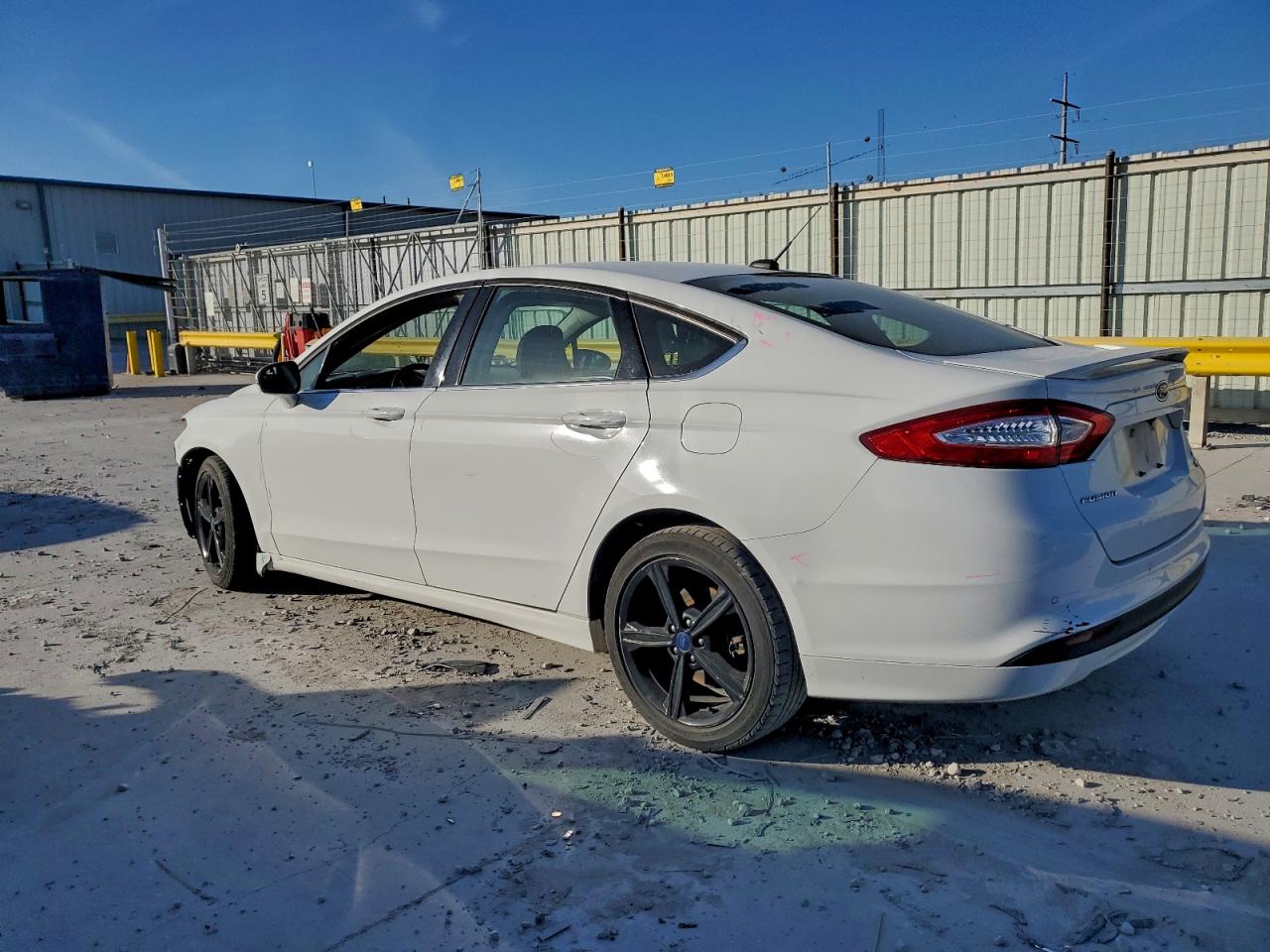 2016 FORD FUSION SE photo 2
