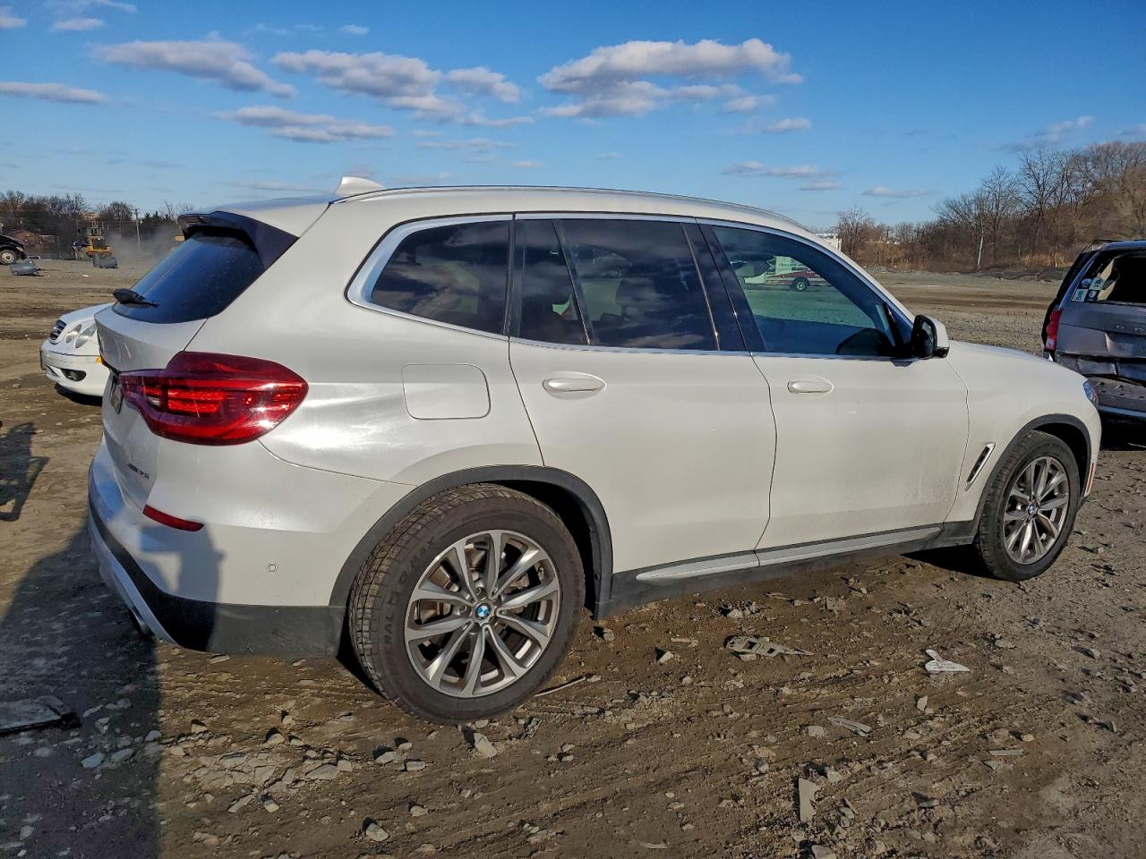 2019 BMW X3 XDRIVE30I photo 3