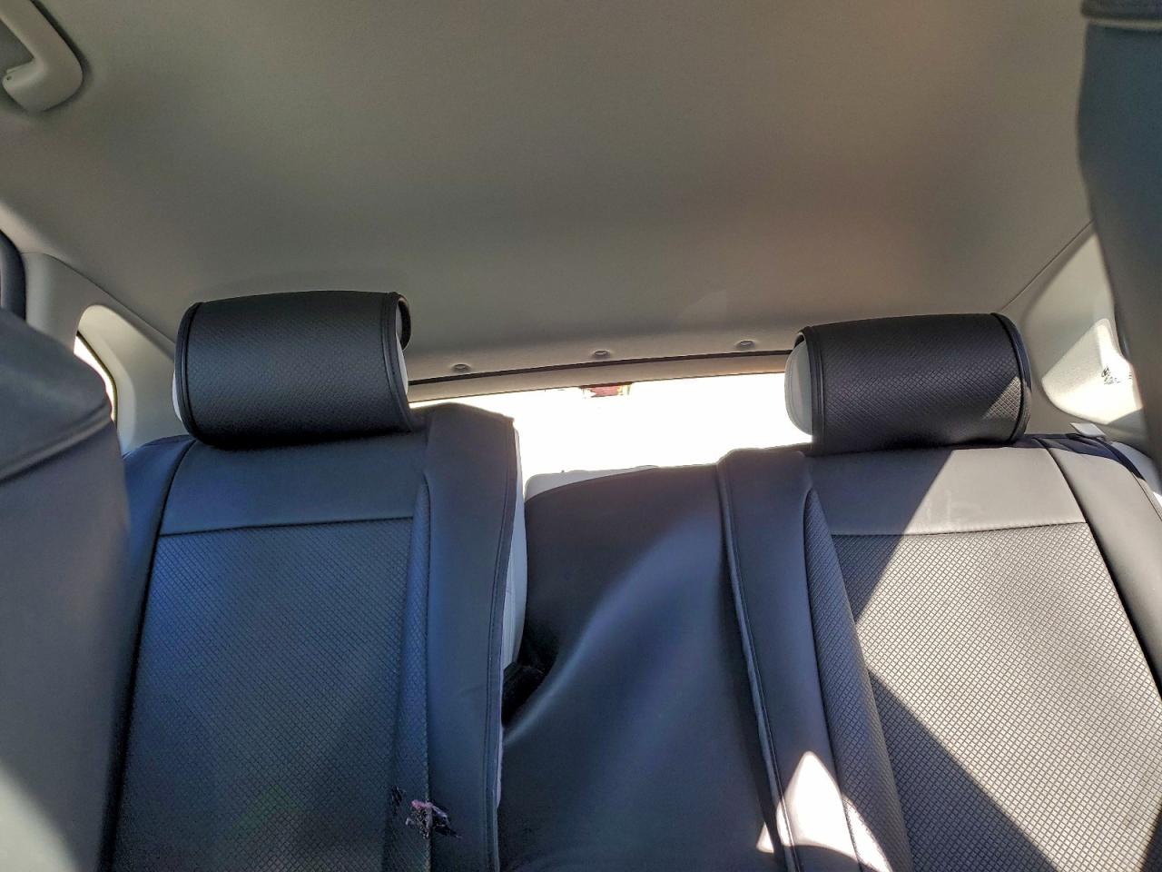 2025 HYUNDAI KONA SEL photo 10