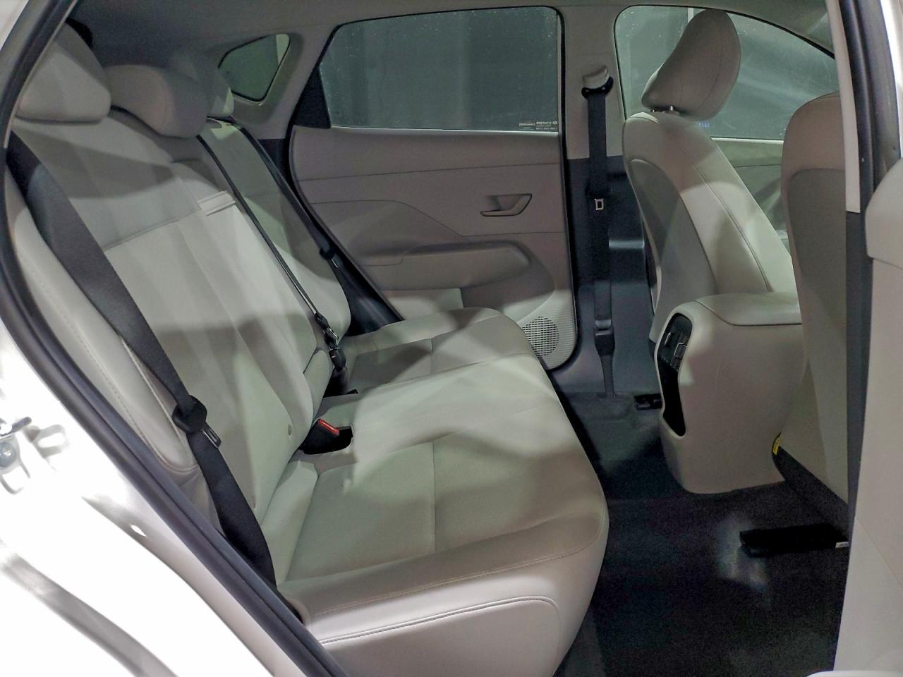 2025 HYUNDAI KONA SEL photo 11