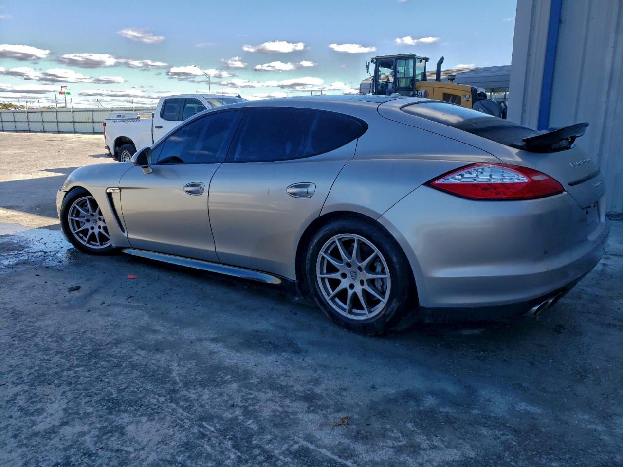 2013 PORSCHE PANAMERA S photo 2