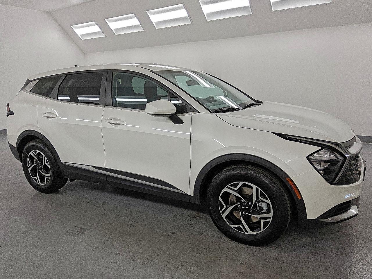 2023 KIA SPORTAGE LX photo 10