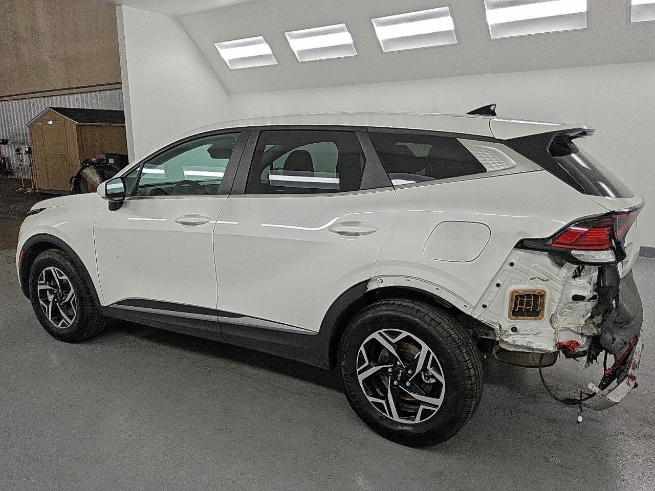 2023 KIA SPORTAGE LX photo 4