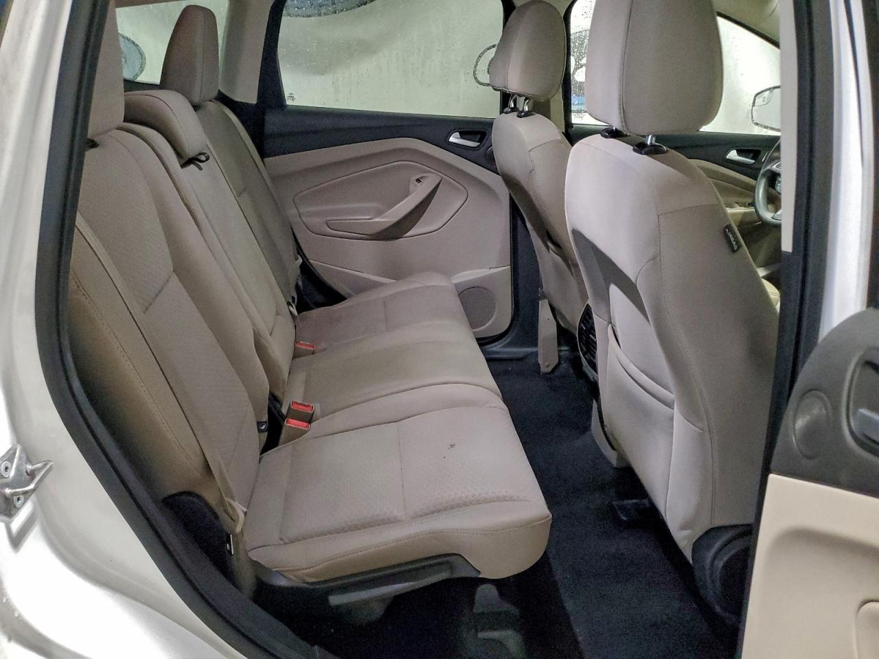 2017 FORD ESCAPE SE photo 31