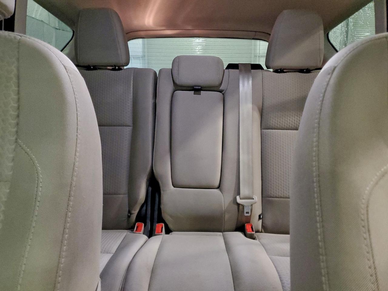 2017 FORD ESCAPE SE photo 28